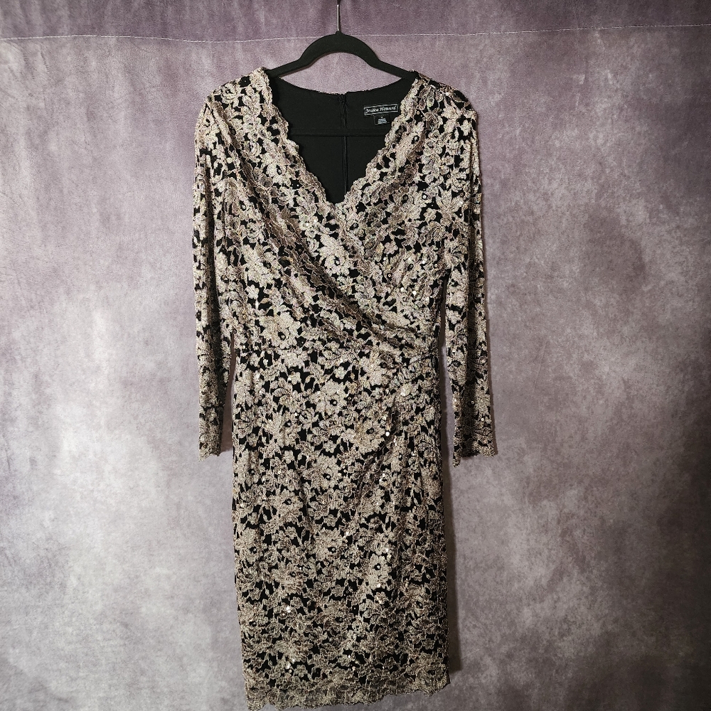 Jessica Howard Women Tan Midi Dress. Size 14